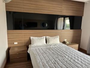 Khách Sạn Sông Lô