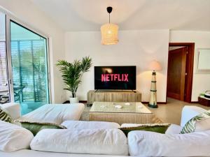 Stunning Beachfront Condo With Private Beach, Las Terrenas-El Limón