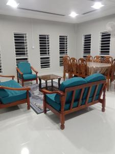 Anaqi gelang mas
