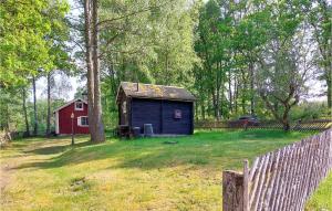 2 Bedroom Beautiful Home In Lönashult