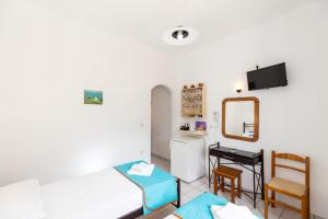 Peris Rooms