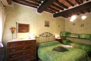 Antica Pietra holiday house with pool