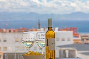 Centric, amazing views, garage and fibre WIFI