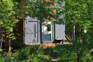 SHANTI FOREST HOUSE Guest house with mirror sauna