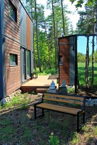 SHANTI FOREST HOUSE Guest house with mirror sauna