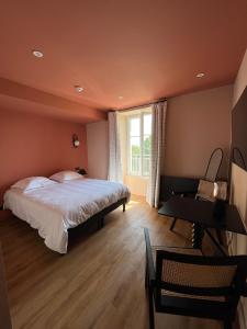 Hotels DOMAINE DU GRAND CAUGY : photos des chambres