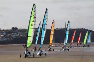 Maisons de vacances Belle maison recente lumineuse et cosy jardin clos 15 mn a pied plage Omaha Beach et proche de Bayeux & Port en Bessin : photos des chambres