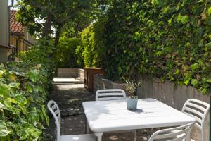 Two-Bedroom Apartment room in Apartments Morozin