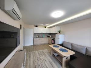 Bright City Apartment Varna