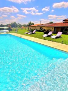 Maisons d'hotes Le Domaine de Laurolie : photos des chambres