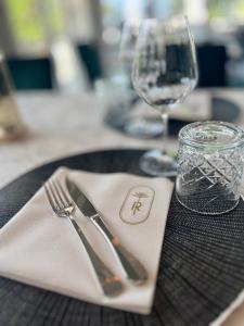 Riva Beach Club I Boutique Hotel I Restaurant