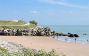 Maisons de vacances Stunning Home In Saint-palais-sur-mer With Wifi And 6 Bedrooms : photos des chambres