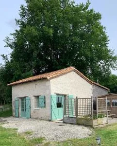 Piaf at Bassinaud - Montignac-le-Coq