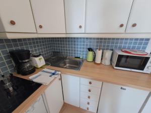 Comfortable Lucy apartment 706 with amazing sea-view