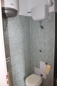 Appartements Grazioso bilocale a 200 m dal mare in residence con piscina e WI-FI : photos des chambres