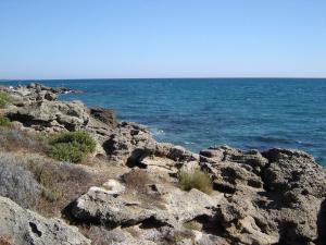 Grazioso bilocale a 200 m dal mare in residence con piscina e WI-FI