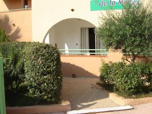 Appartements Grazioso bilocale a 200 m dal mare in residence con piscina e WI-FI : photos des chambres