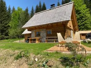 Lovely Cottage in a mountain wilderness of the National Park - Srednja Vas v Bohinju