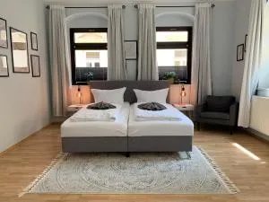 Stilvolle Altbauwohnung - Parkplatz, WLAN, Netflix, Zentrum Bad Schandau - Kleinhennersdorf