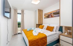 Cozy Apartment In Malinska