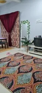 DHut Homestay puncak iskandar - Kampong Padang Tenggala