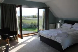 Boutique double room with country village views - Sywell
