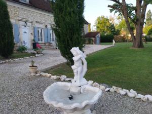 Maisons d'hotes Gite La Branchoise, meuble de tourisme 3 etoiles Branches proche Auxerre : photos des chambres