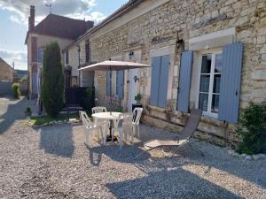 Maisons d'hotes Gite La Branchoise, meuble de tourisme 3 etoiles Branches proche Auxerre : photos des chambres