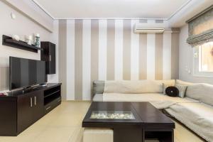 Best Family House,Acropolis view,5 min from metro