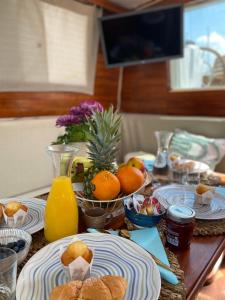 Sailing Nights Boat&breakfast