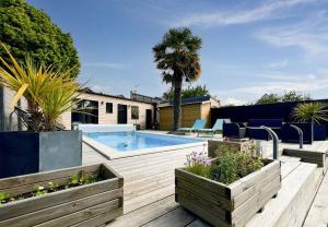 Villas Villa Ernest - Piscine - Plage a pied : photos des chambres