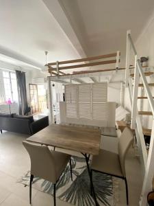 Moderne, terrasse et climatisé, Proche plage, spacieux