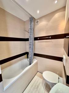 COPERNIC metro WiFi 85TV Netflix Disney+ HBO