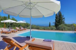 Villa ChrisDina - Nýmfai