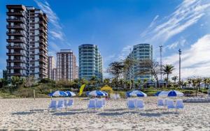 Flat Praia Barra VISTA MAR Resort Urbano Posto 4