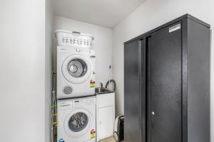 Bellerive Quay - 2 Bedroom Apartment - Free Parking - Free WIFI