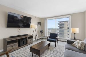 Newly Renovated 2 Bedroom Downtown Saskatoon Condo