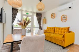 Žalia kopa su baseinu, Šventoji