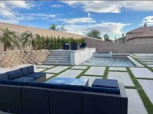 MODERN LUXURY HOME w/ PRIVATE POOL & SPA - Chiriaco Summit