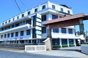 Hotel Merlin International