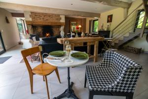 Maisons d'hotes Le Manoir de la Campagne : photos des chambres