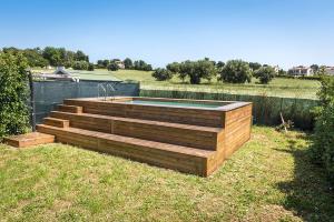 N084 - Numana, villa quadrilocale con meraviglioso giardino