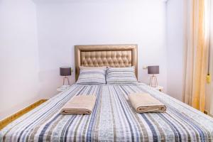 bajo con jardin privado