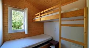 Chalets chez Sabine et Bertrand : photos des chambres