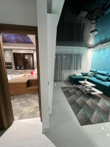 You & Me spa apartment