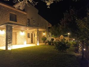 Seaside retreat house