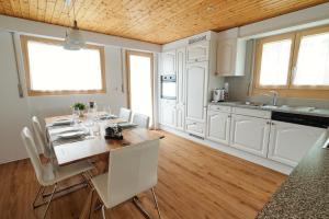 Ferienwohnung - 100m von der Talstation Aletsch Bahnen und Bahnhof Fiesch, BESTE Ausgangslage