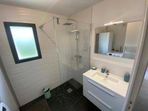 2 Maisons de vacances Sittelles Lodge : photos des chambres