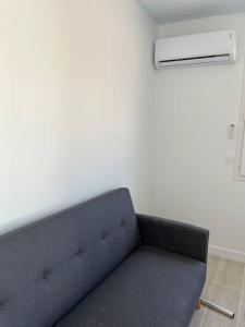 Appartements Charmant T2, logement neuf, climatise au calme . : photos des chambres