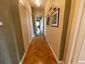 Spacious apartment in city center